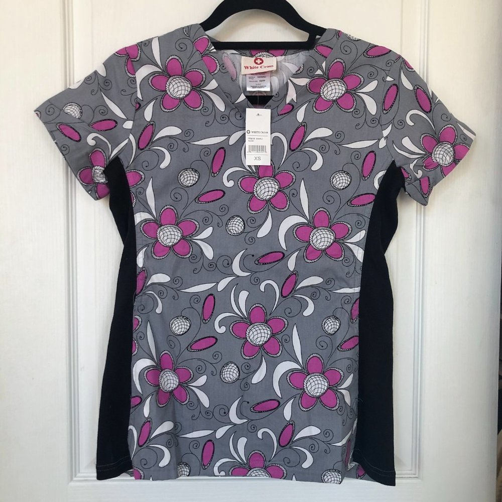 NWT 🏩 White Cross Flexibles - Scrub Top